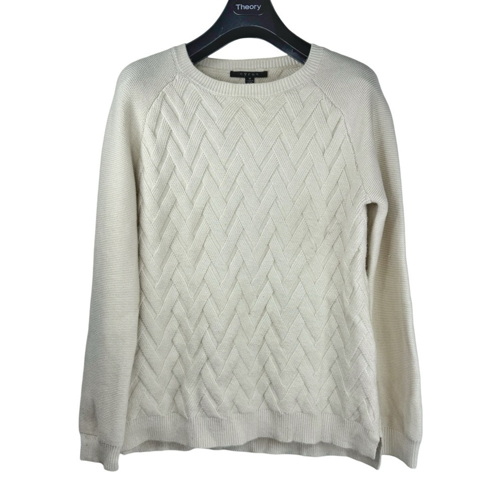 CYRUS Women's Beautiful Cream Colored Cable Knit Sweater Fall/Winter Size M